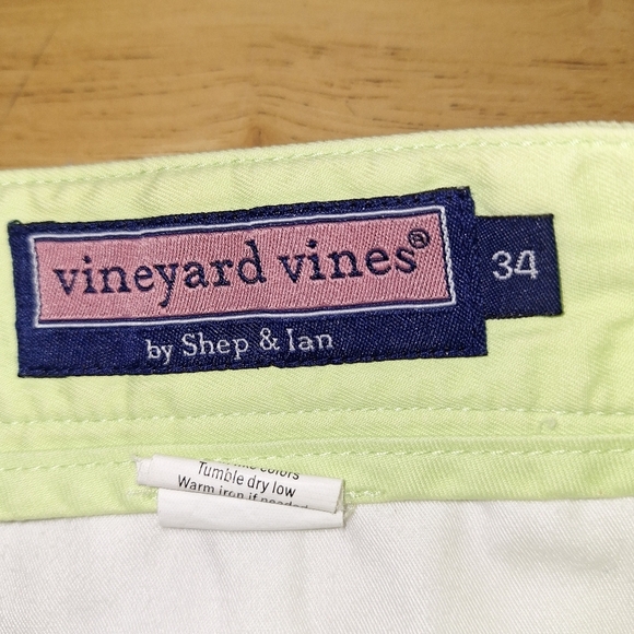 A bundle of Vineyard Vines men shorts in a size 34. Pre-loved in great shape. - Picture 13 of 16